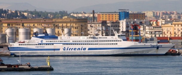 Superyacht Capricorn fast ferry