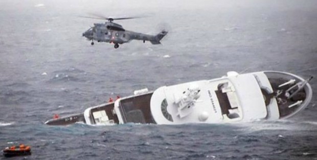 Superyacht Yogi Sinking