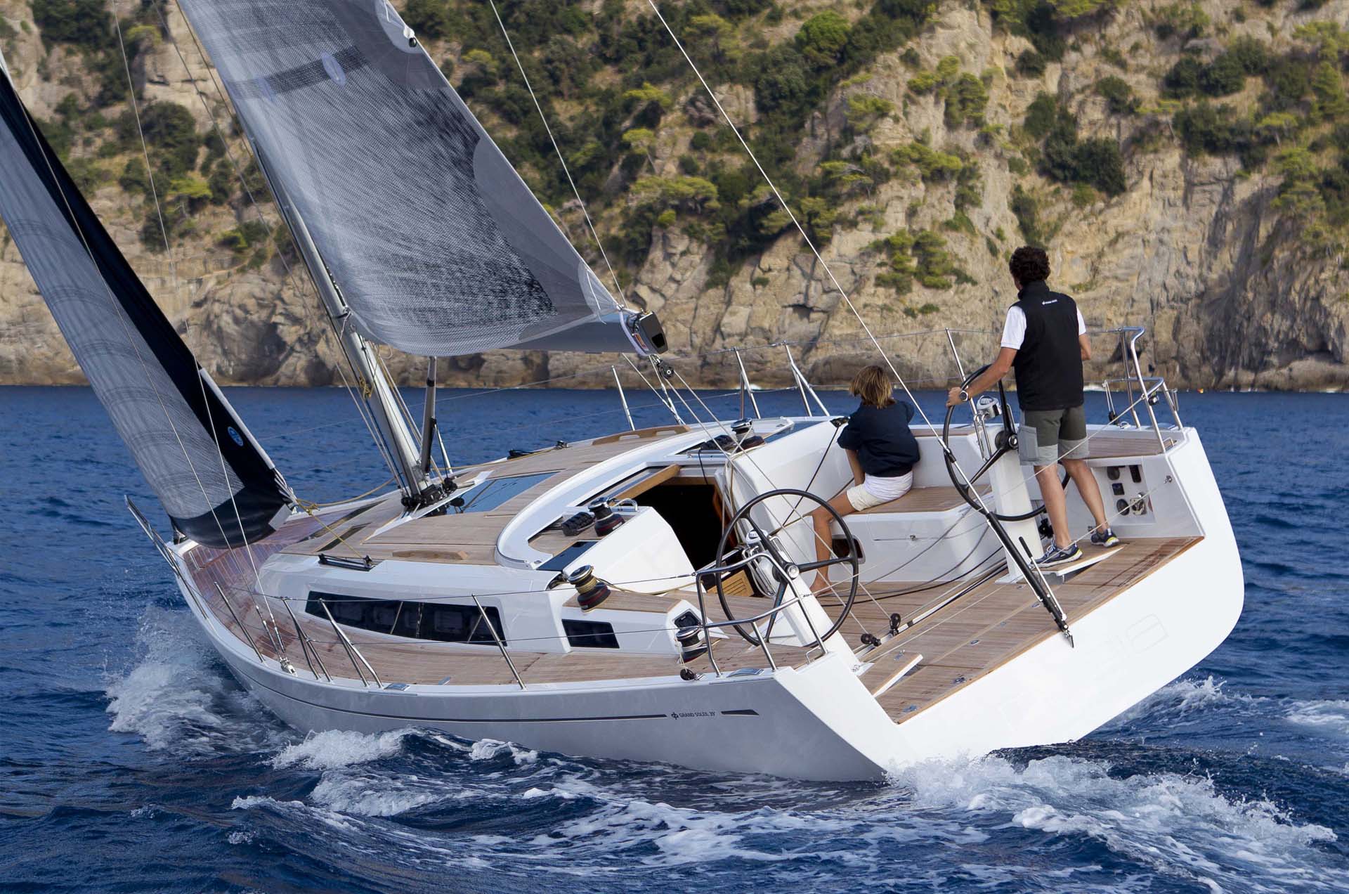 Grand Soleil 39 by Cantieri del Pardo